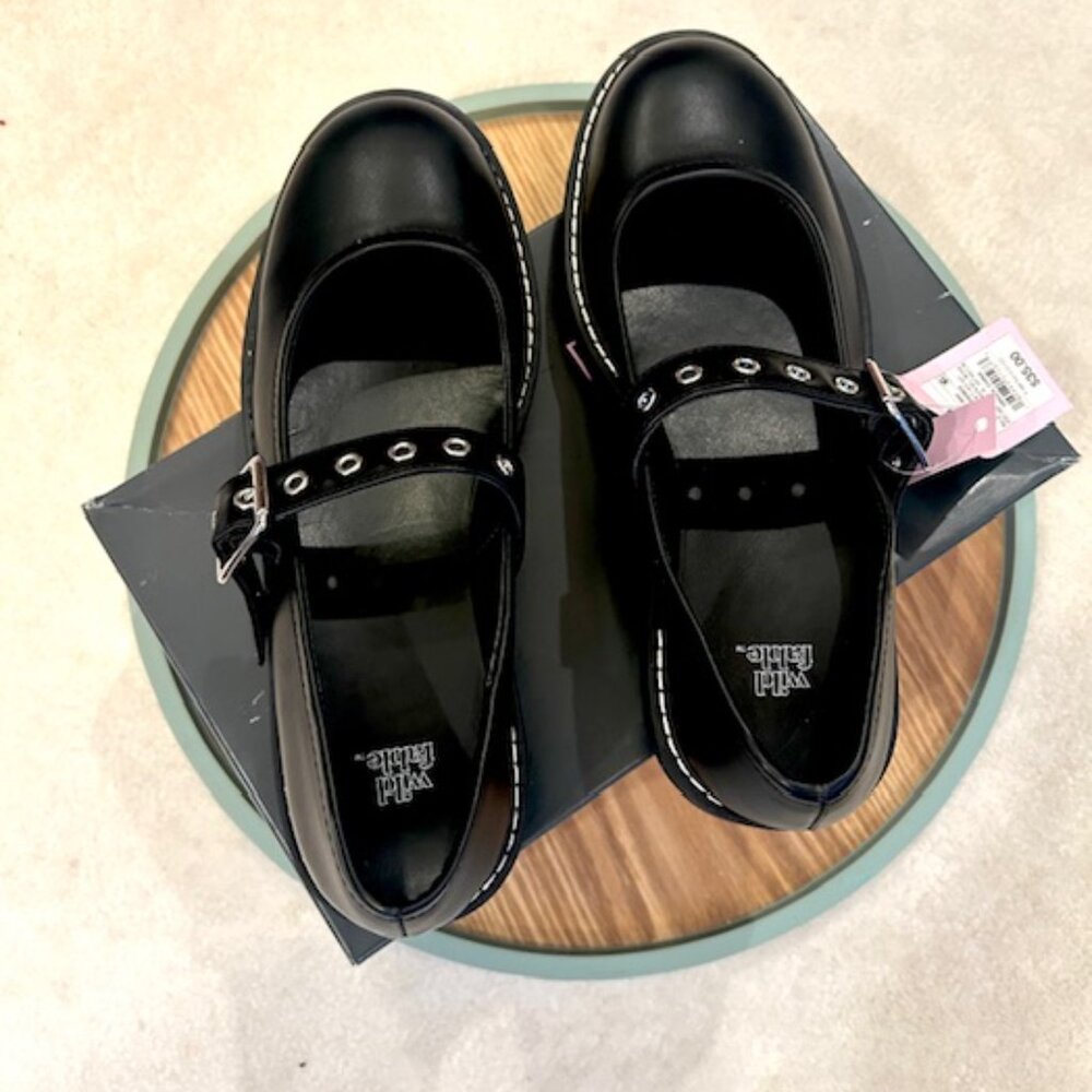 (NWT) Black Mary Jane Shoes - Size 8 - Picture 4 of 6